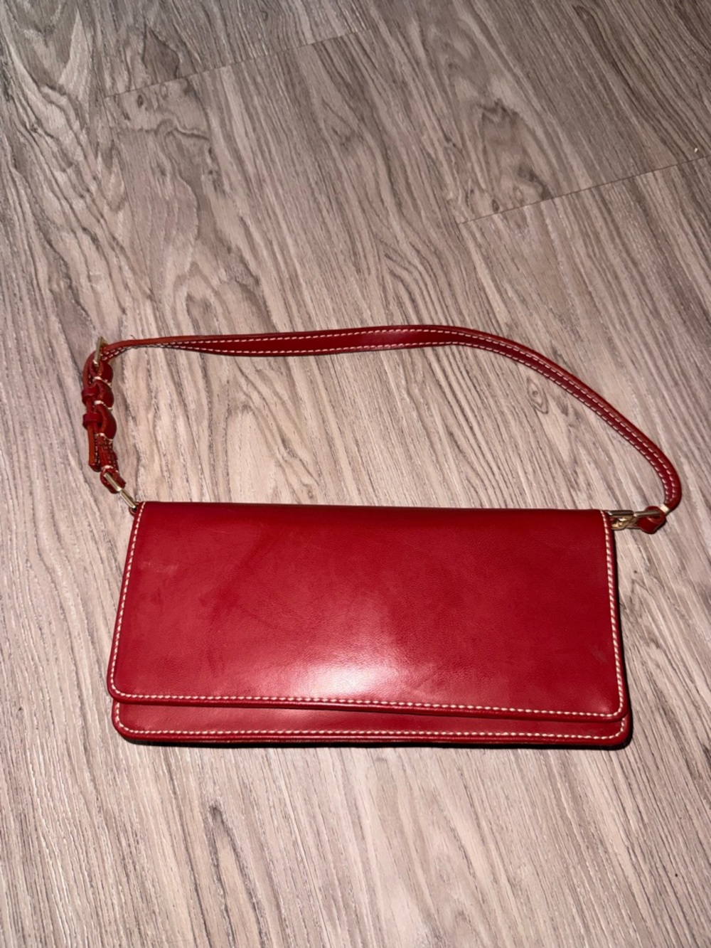 Liz Claiborne Red Leather Clutch with Matching Card Wallet - Picture 4 of 8
